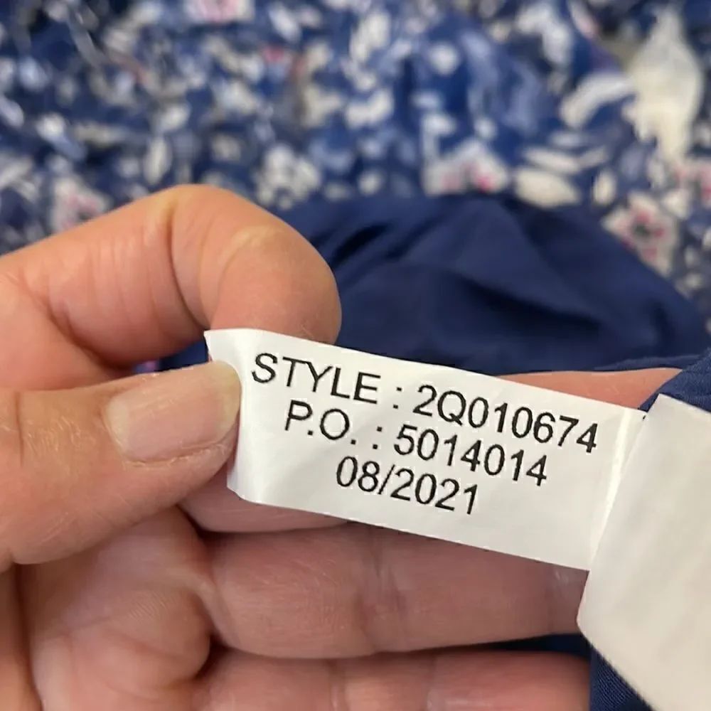 VINEYARD VINES FLORAL DRESS - Picture 8 of 11